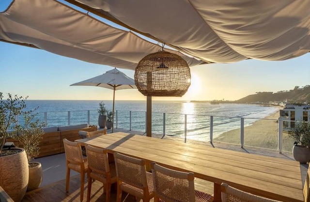 Aqualina by Stay Awhile Villas
