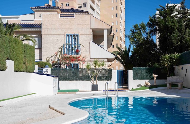 Villa 8: Chalet with private garden