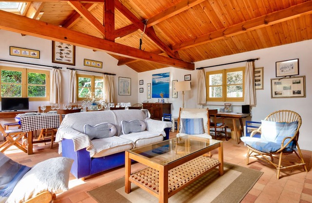 100m from the beach-6 adults/4 children-Garden