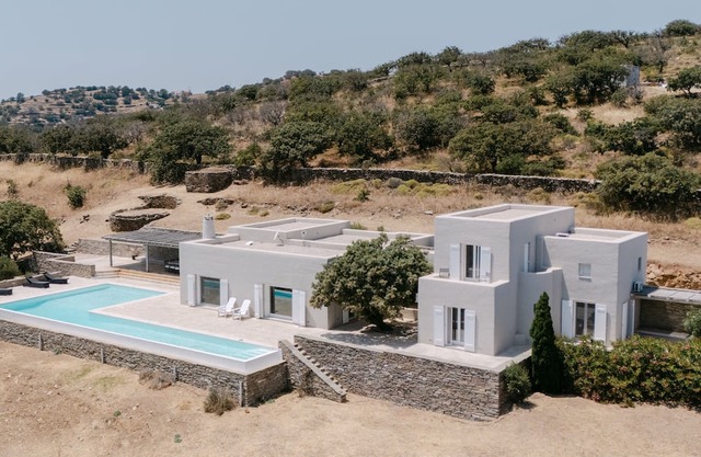 Exclusive 4-Bedroom Villa in Kea with private pool and cinematic sea views