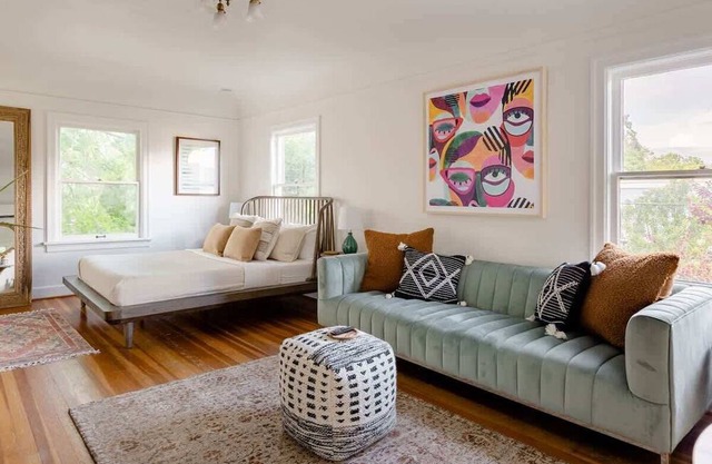 BoHo Oasis in Ladd's Addition with 2 Beds