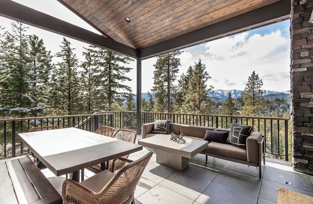 River Ridge Retreat