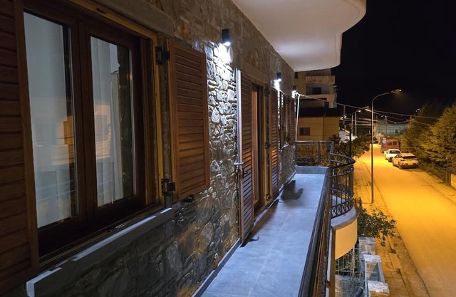 2-bedroom apartment in charming Berat with AC, WiFi. Enjoy your stay