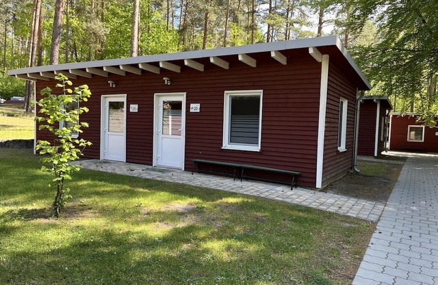 Small bungalow - KiEZ Am Braunsteich Weißwasser