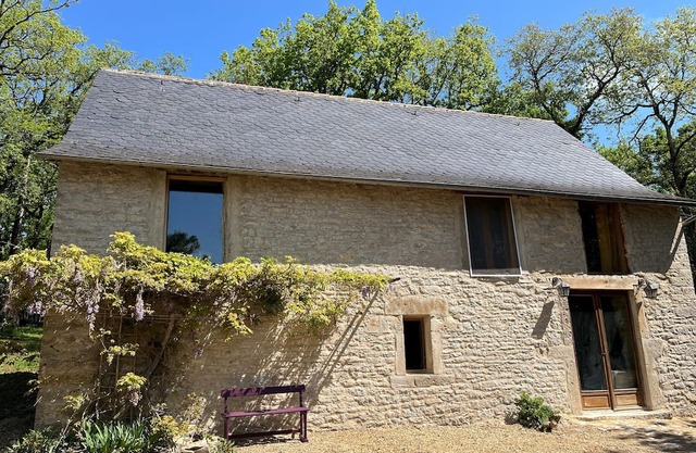 Rustic French Barn with Pool for Families. Perfect for Outdoor Adventures!