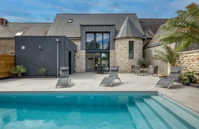 Le Logis de la Pierre Bleue - Maison climatisée avec piscine