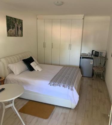 Hika guest house