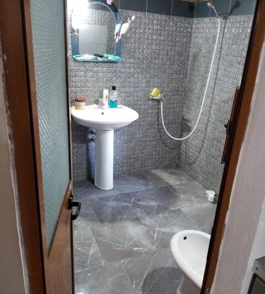 Bujtina Kashnjeti te Lush Zefi