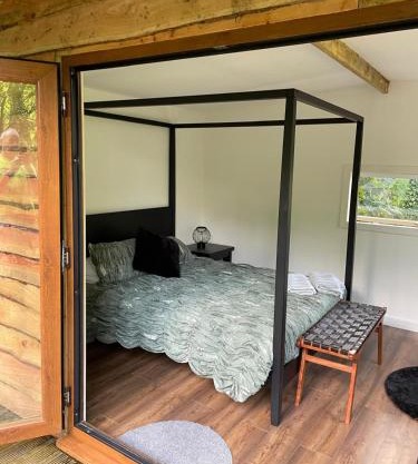 Kestrel lodge