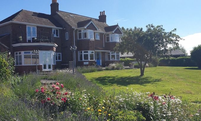 Loppington Hotel | The Moorhead Bed & Breakfast