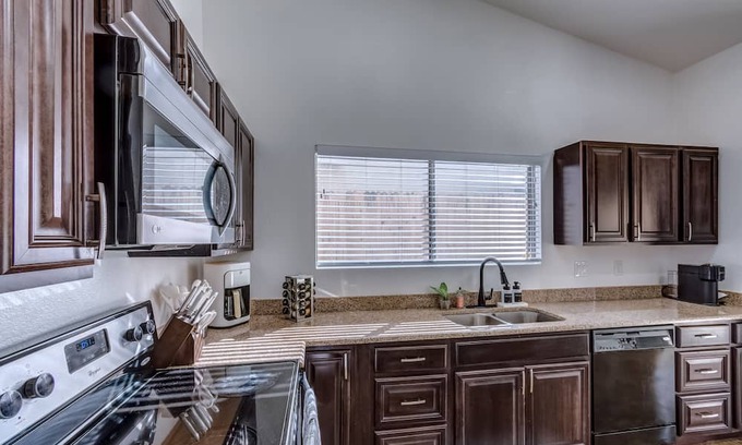 Tucson House | Spacious home near Downtown with a private pool. Centrally Located
