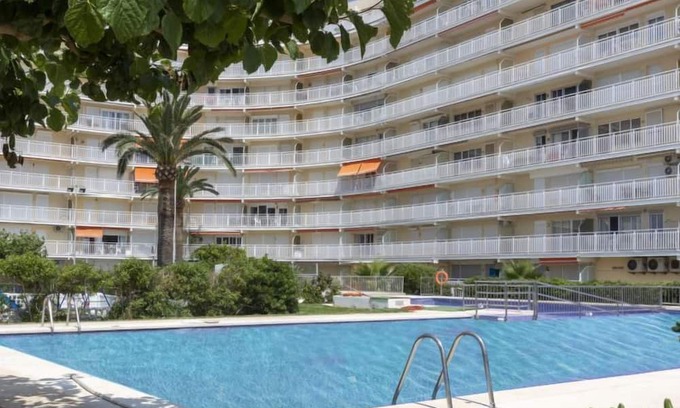 Peniscola Apartment | Apartment Torre Hirta in Peñiscola - 6 persons, 3 bedrooms