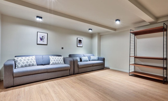 Quartier de la Monnaie Apartment | 138 - Urban Luxurious Flat in Saint Germain