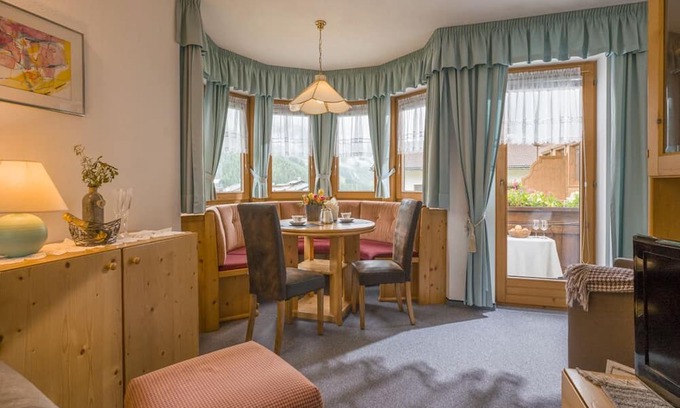 Gerlos House | Ferienwohnung "seeblick" für 3-4 Personen- Seilbahnen im Sommer Kostenlos
