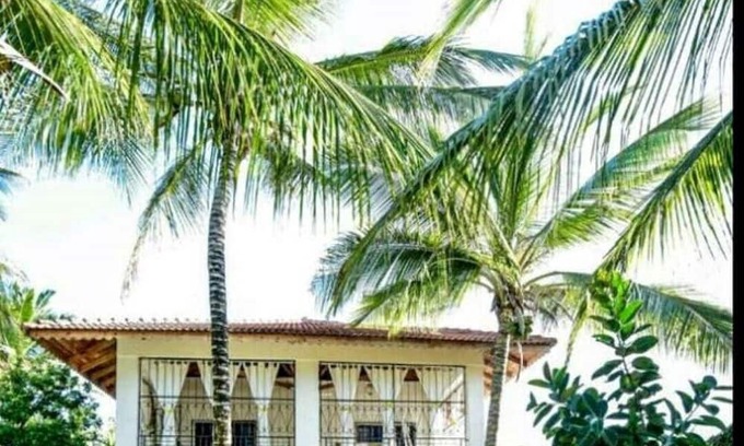 Watamu Villa | Beach road villa