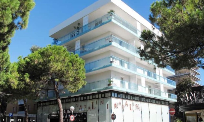Lignano Sabbiadoro Apartment | Apartment Fiore in Lignano Sabbiadoro - 5 persons, 1 bedrooms