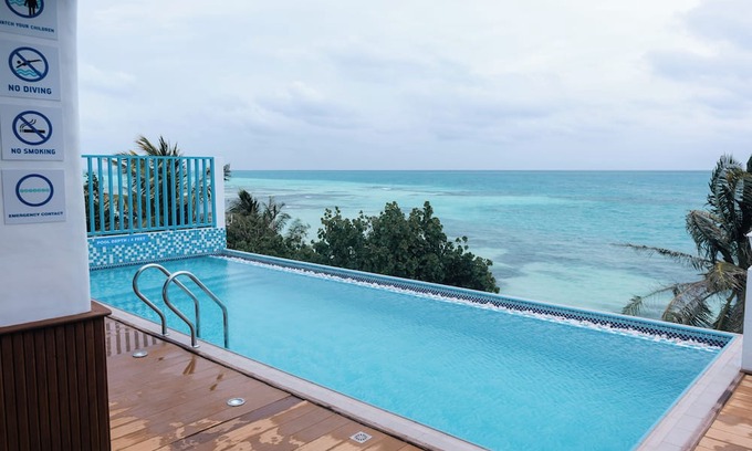 Dhiffushi Hotel | Endorphins Beach Villa