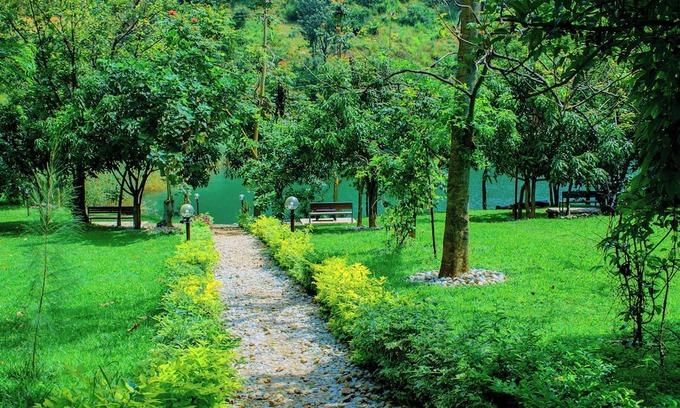 Kibuye Hotel | Kivu Breeze Hotel
