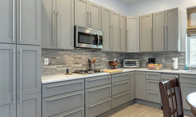 St. Charles Historic District House | Bungalow Bill Pool Side Retreat