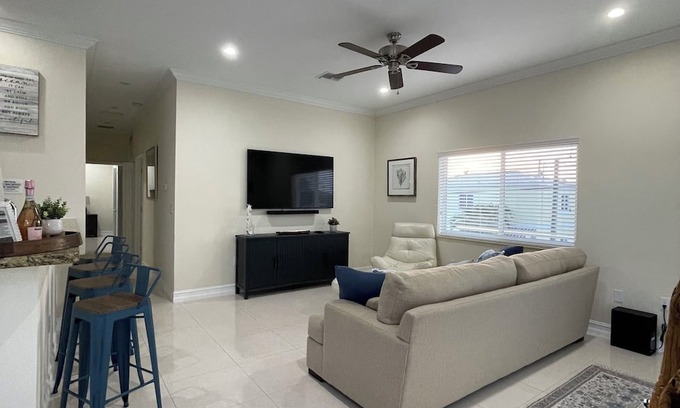 Key Largo Park House | Charming 3-bedroom house with AC and WiFi in Key Largo