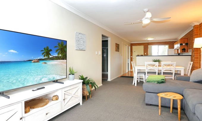 Tea Gardens Apartment | Minutes from the Myall