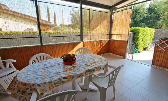Marina di Massa House | Beautiful private villa with WIFI, A/C, TV, terrace, pets allowed, parking, close to Forte Dei Marmi