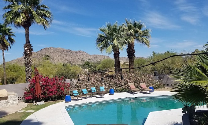 Paradise Valley House | 2Homes-Camelback Mtn+Pool+Hike EchoCyn
