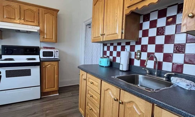 Grand Bank House | Cozy historical home in beautiful Grand Bank. The Tiny Table Inn (3Bedroom)