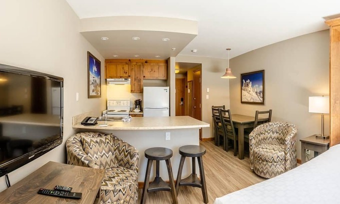 Sun Peaks House | Cahilty #357 Home