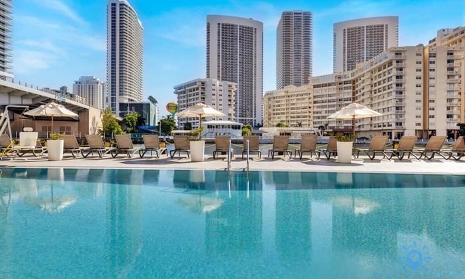 Hallandale Beach Apartment | Pool + Infinity View-Balcony-Gym