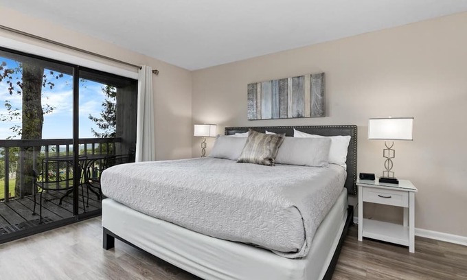 Wintergreen Condo | Timbers Studio 15 with Wintergreen Advantage