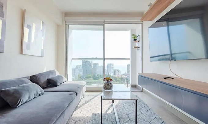 Barranco Apartment | Keyless 1BR Ocean View TV 65" Peruvian 1606