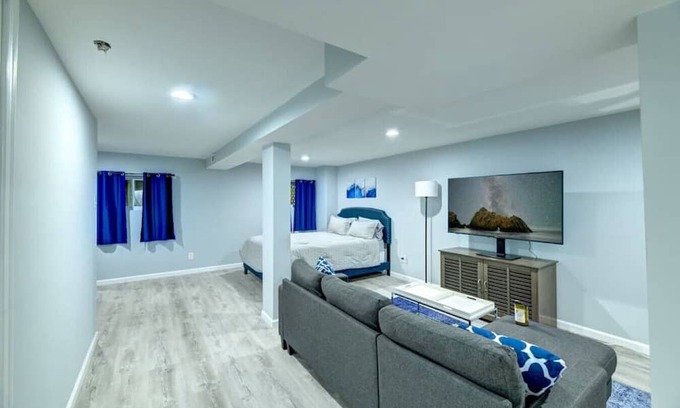 Fairlawn House | Garden Flat on 16th - Free Secured Parking