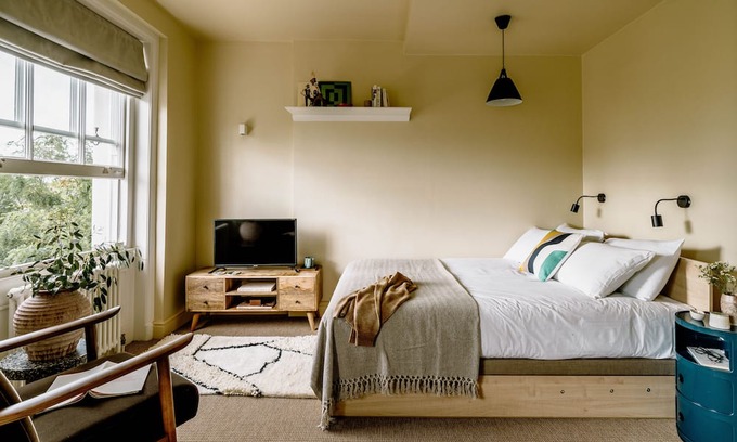 Thamesmead East Apartment | Primrose Hill Studio #53