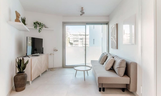 Massagno Apartment | Modern apartment just minutes from the station (Kristall 9)