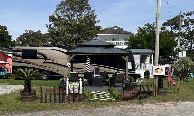 Myrtle Beach RV Rental | MH37A Extra Large RV Camping Spot, Ocean View, Steps from the Ocean