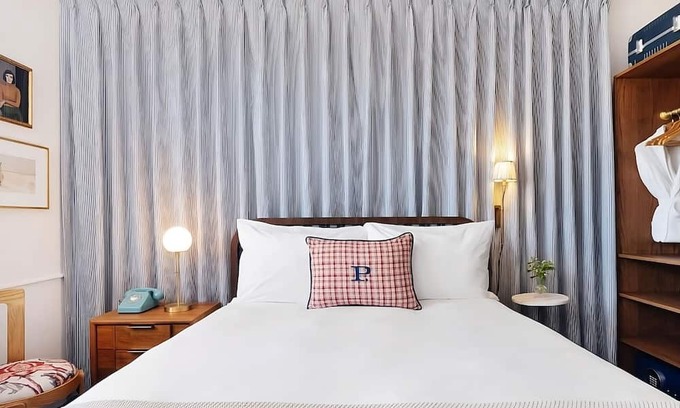 Gaslamp Quarter House | Discover French Bistro Cuisine! 2 Comfortable Units, Near Sunset Cliffs