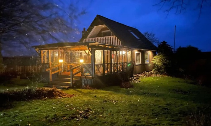 Stoltebuell Apartment | Holiday home Pappa's hut