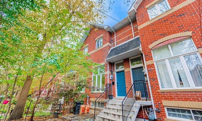 Old Town House | Townhome in Cabbagetown South