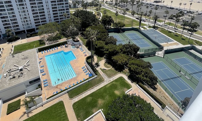 Ocean Park Apartment | Skyhighview