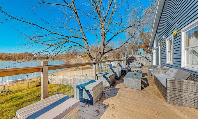 Jones House | Waterfront property with pool table, fireplaces, grill, jetted tub, W/D, & AC