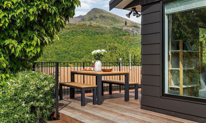 Arrowtown House | Arrowtown Charm Home