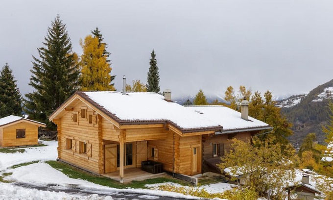 Mayens-de-Riddes House | Rosaline - Large and cosy Swiss Chalet with beautiful views