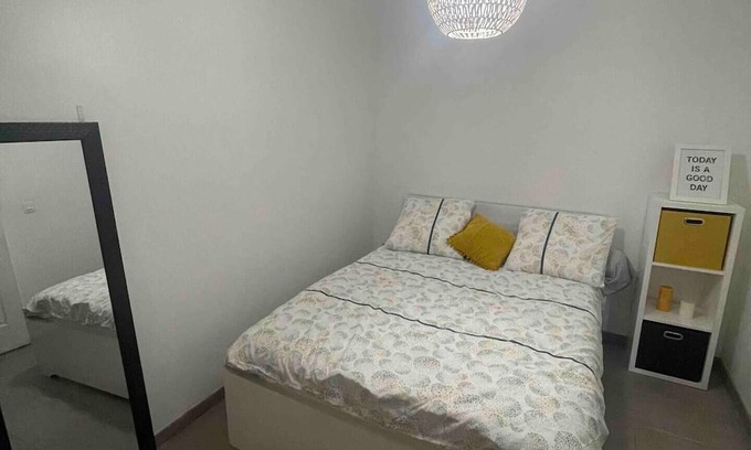 Tremblay-en-France Apartment | Appart T2 Proche Aéroport Roissy