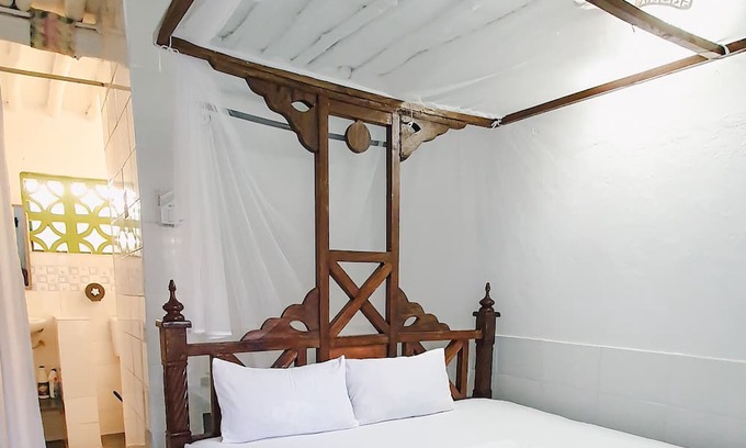 Ukunda House | Fully furnished 2 bedroom that is 3 minutes walk to the beach