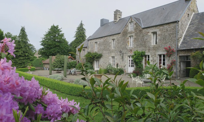 Le Mesnil-Garnier House | Domaine de l'érable, in the heart of Normandy in the Cotentin; 18 people 7