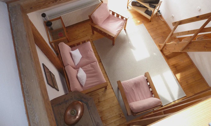 Leutenbach Apartment | Stylish apartment III on Franconian fruit and Brennereihof