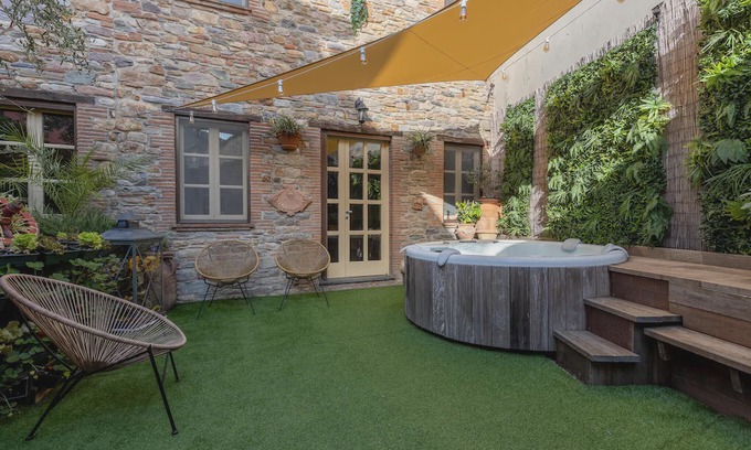 Colle di Compito House | Stunning Home In Capannori With Jacuzzi