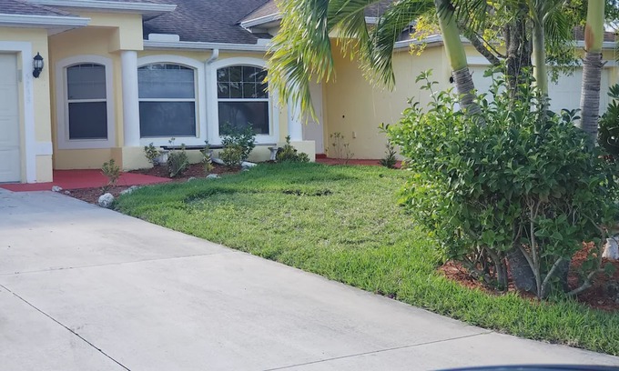 Westminister House | The entire house , nice and cozy 3beds/2baths
