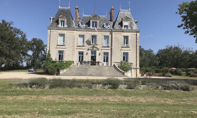 Journet House | Luxurious Chateau with Private Pool, Tennis and Par 3 Golf